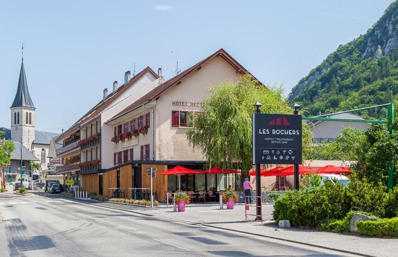 Hotel-Restaurant "Les Rochers" La Balme-de-Sillingy Exteriér fotografie