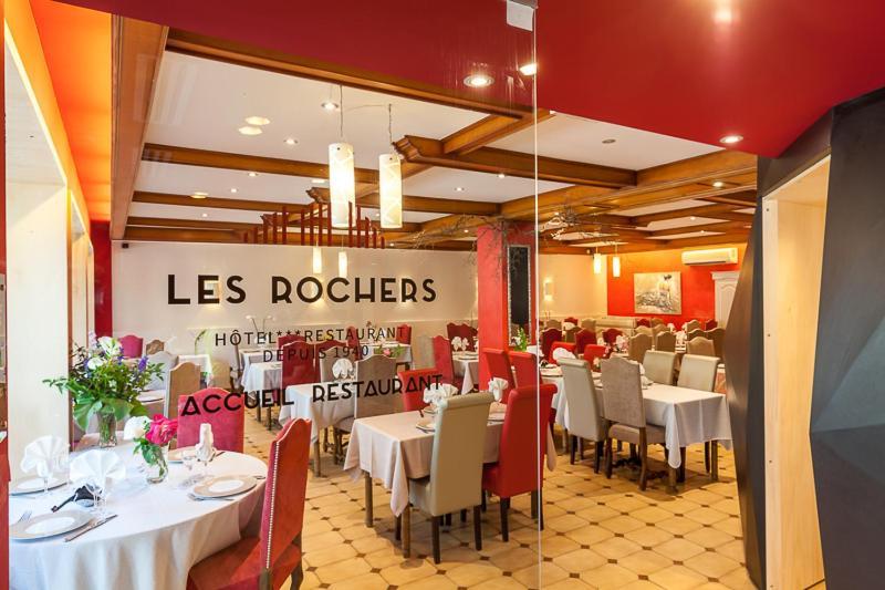 Hotel-Restaurant "Les Rochers" La Balme-de-Sillingy Exteriér fotografie